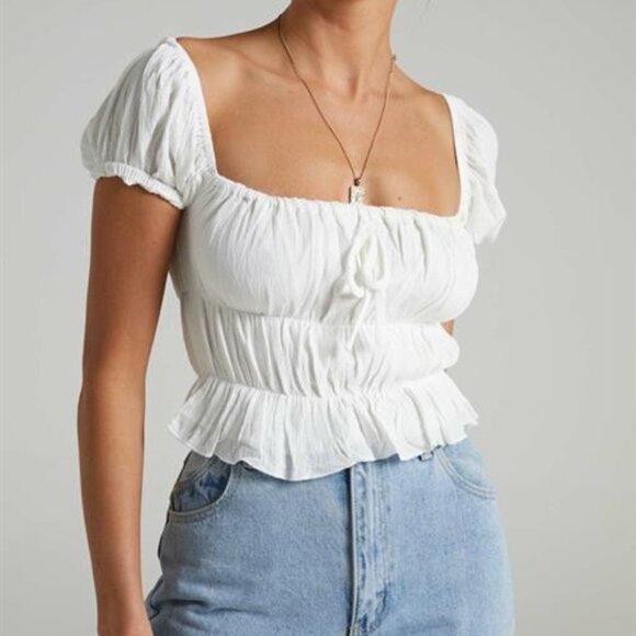 ShowPo Ruffled Ivory CropTop - Picture 1 of 2